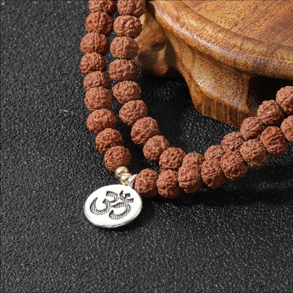 Genuine Rudraksha seed meditation mala necklace - Picture 3 of 4